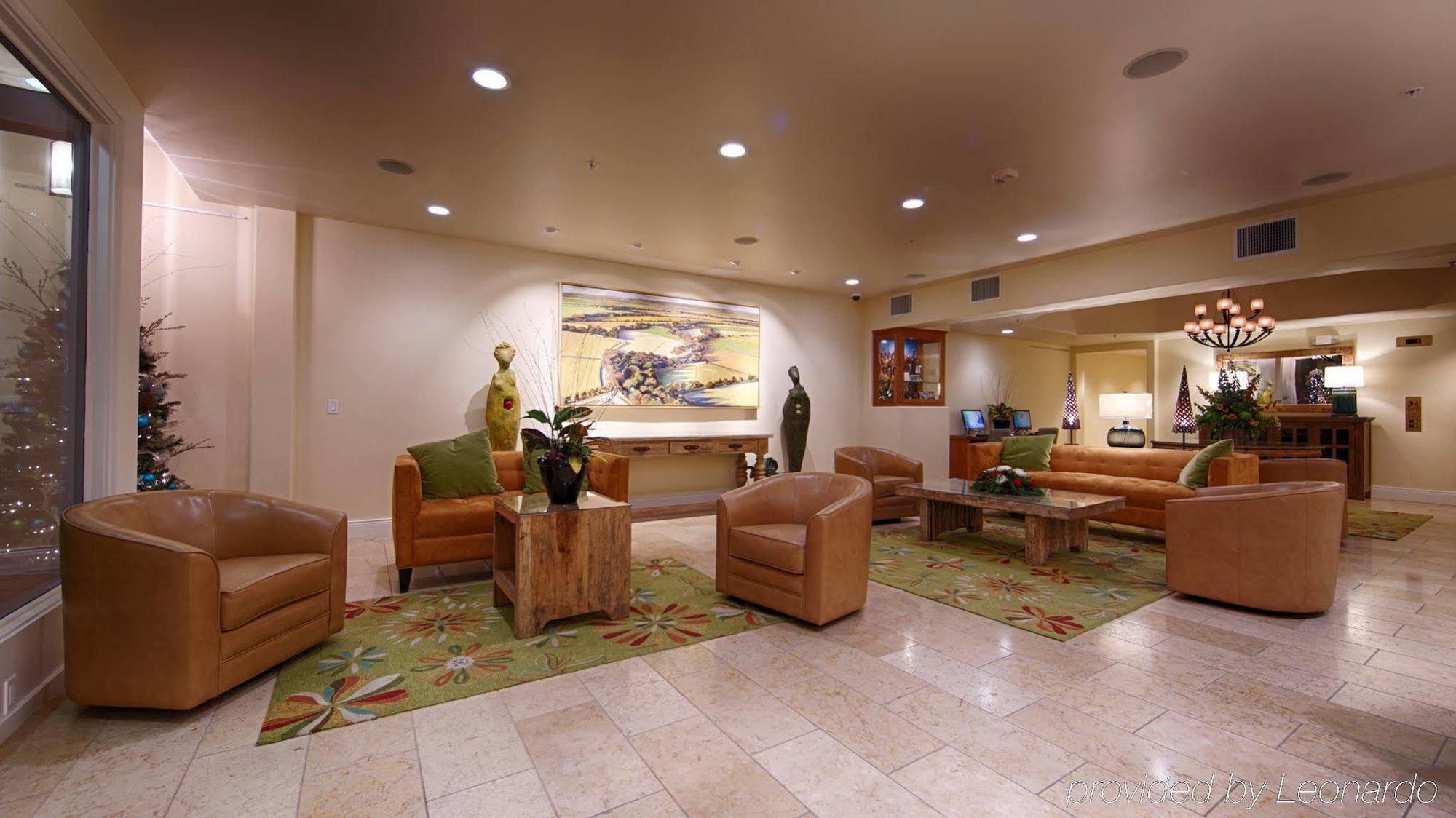 Hilton Garden Inn Davis Downtown Exteriör bild